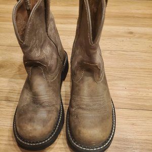 Ariat boots Fatbaby women size 6, leather brown in great good condition